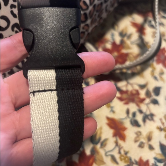 Brighton Brown and Black Crossbody Bag Fanny pack - Picture 8 of 10